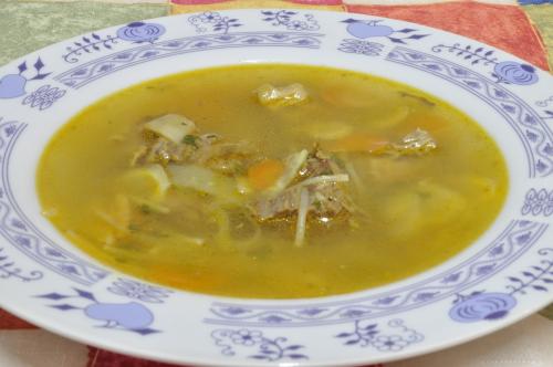 Hovězí vývar s chilli a kari  – Snadné Česko recept, zvládnete za 45 - 60 minut